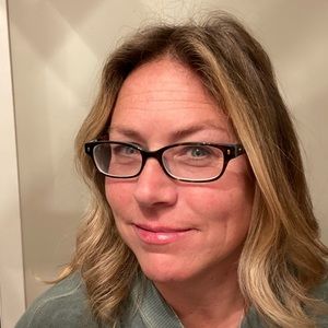 Meet your Posher, Carrie